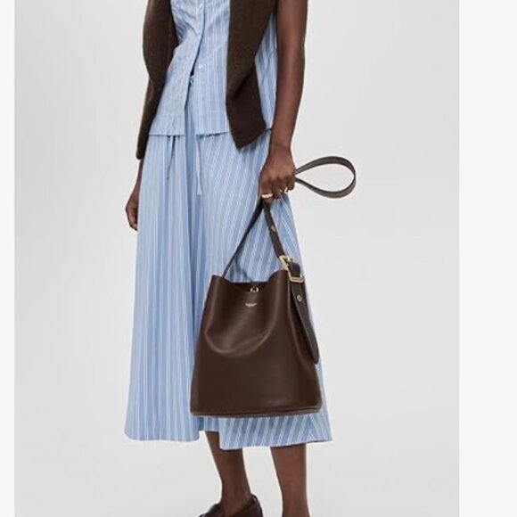 2025 updated Coach Bleecker Bucket Bag in Maple - Picture 12 of 15